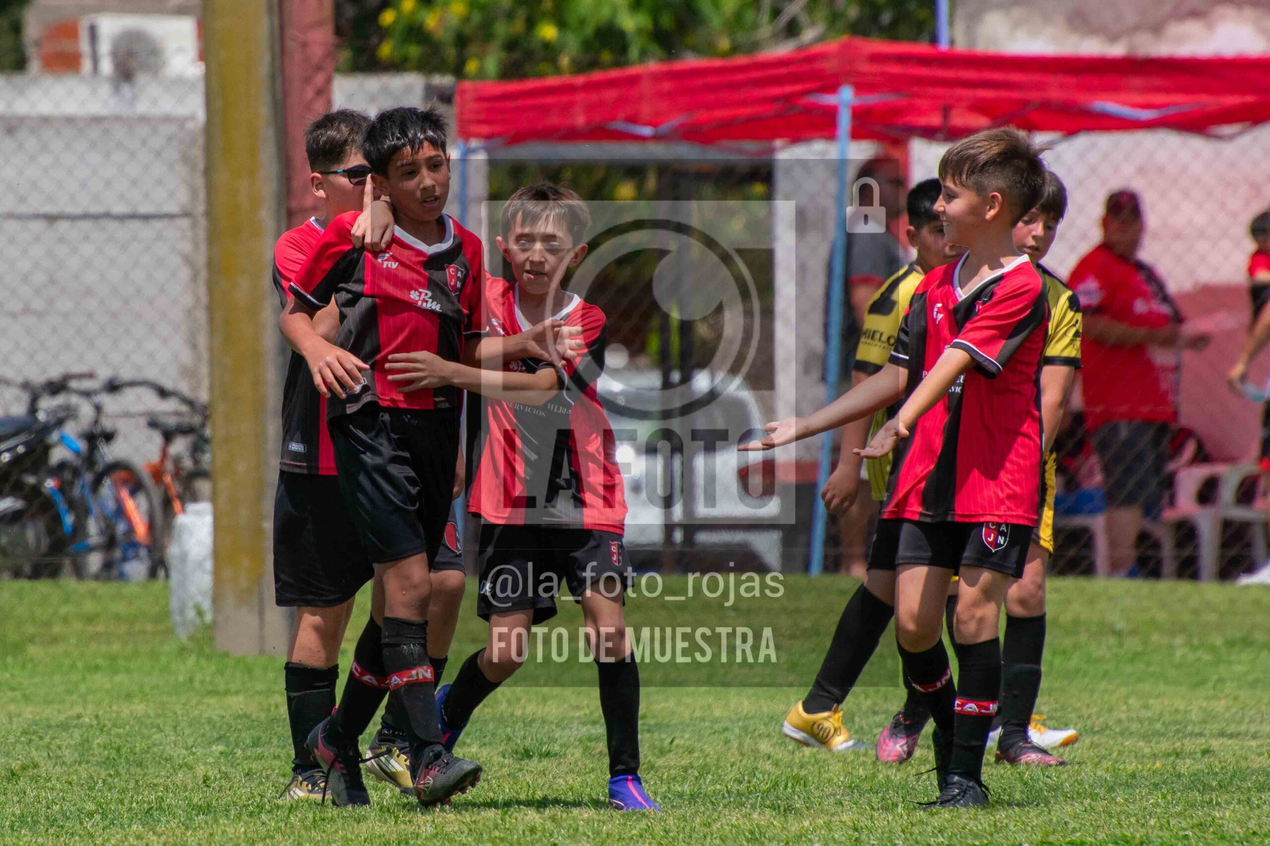 Fotografía 2014-NEW-HURA-128-scaled de NEWBERY - HURACAN / 2014