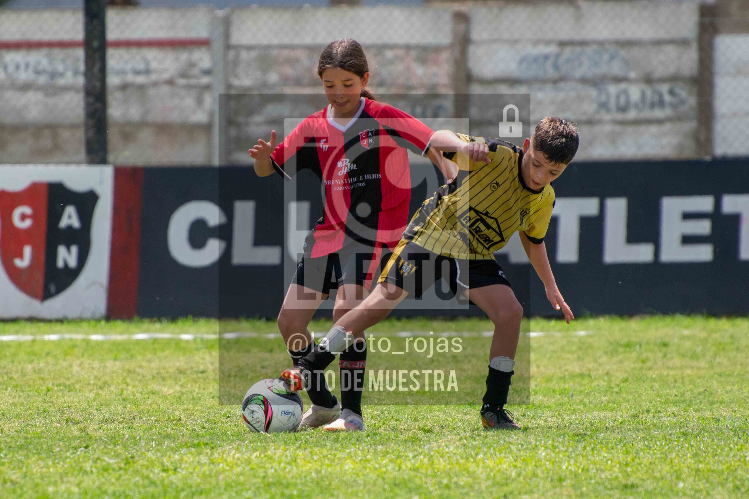 Fotografía 2014-NEW-HURA-74-scaled de NEWBERY - HURACAN / 2014