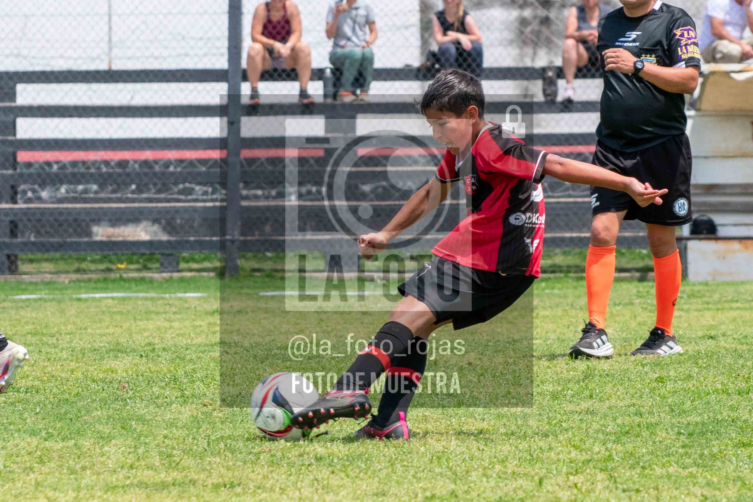 Fotografía 2014-NEW-HURA-83-scaled de NEWBERY - HURACAN / 2014