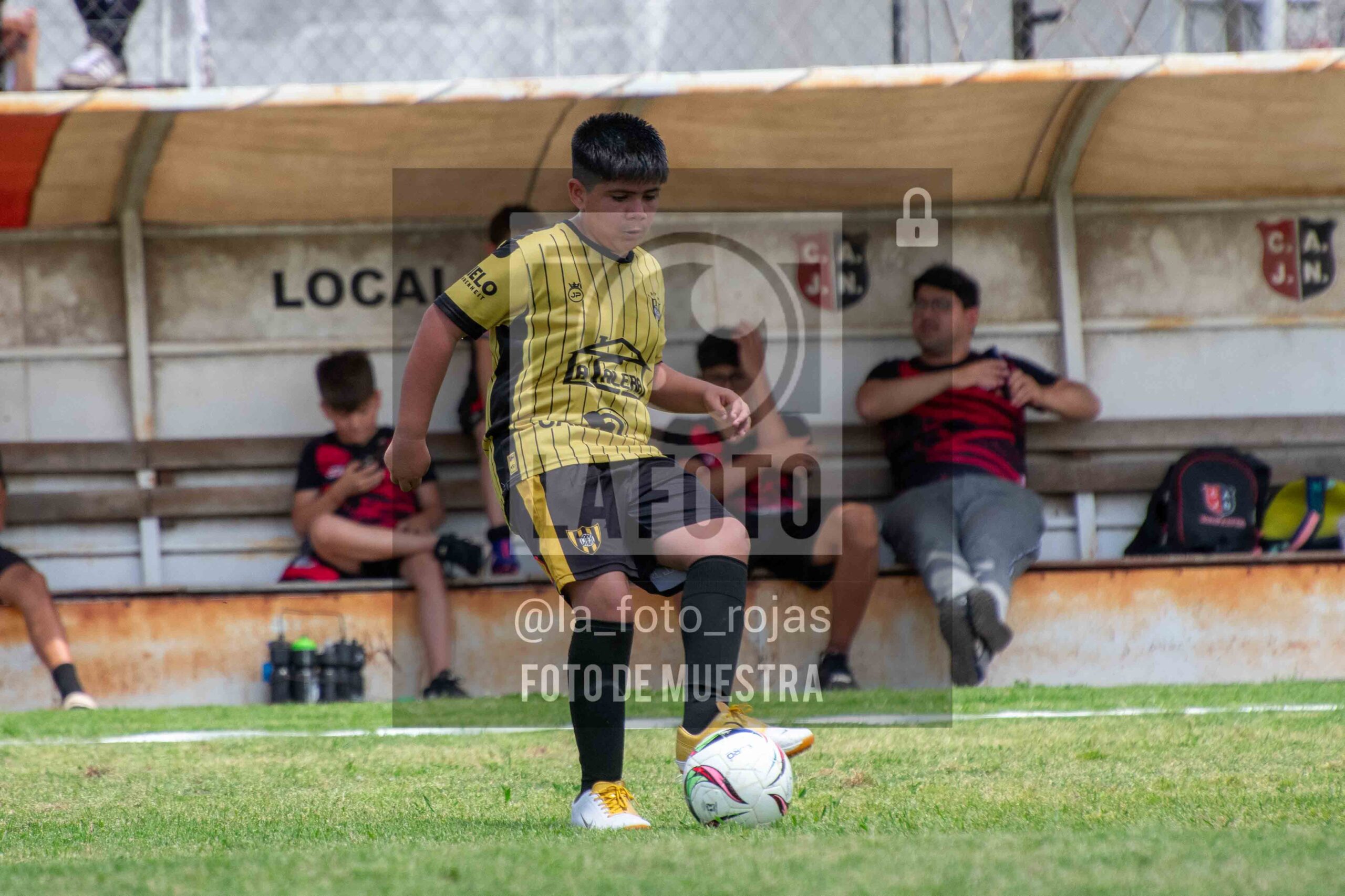 Fotografía 2014-NEW-HURA-97-scaled de NEWBERY - HURACAN / 2014