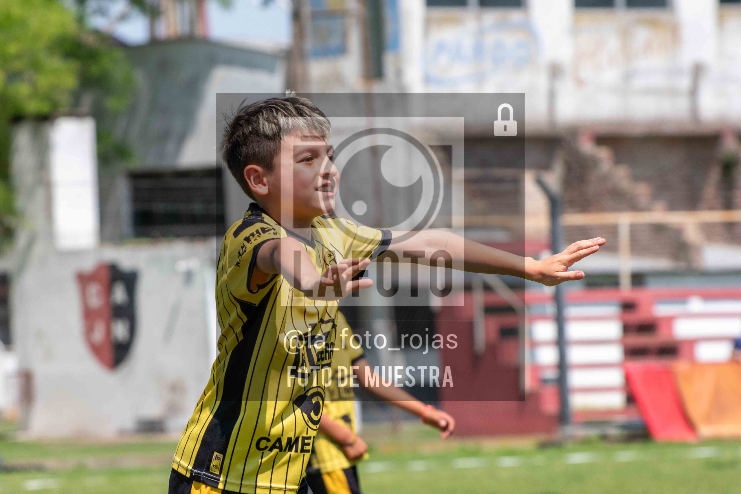 Fotografía 2015-NEW-HURA-38-scaled de NEWBERY - HURACAN / 2015