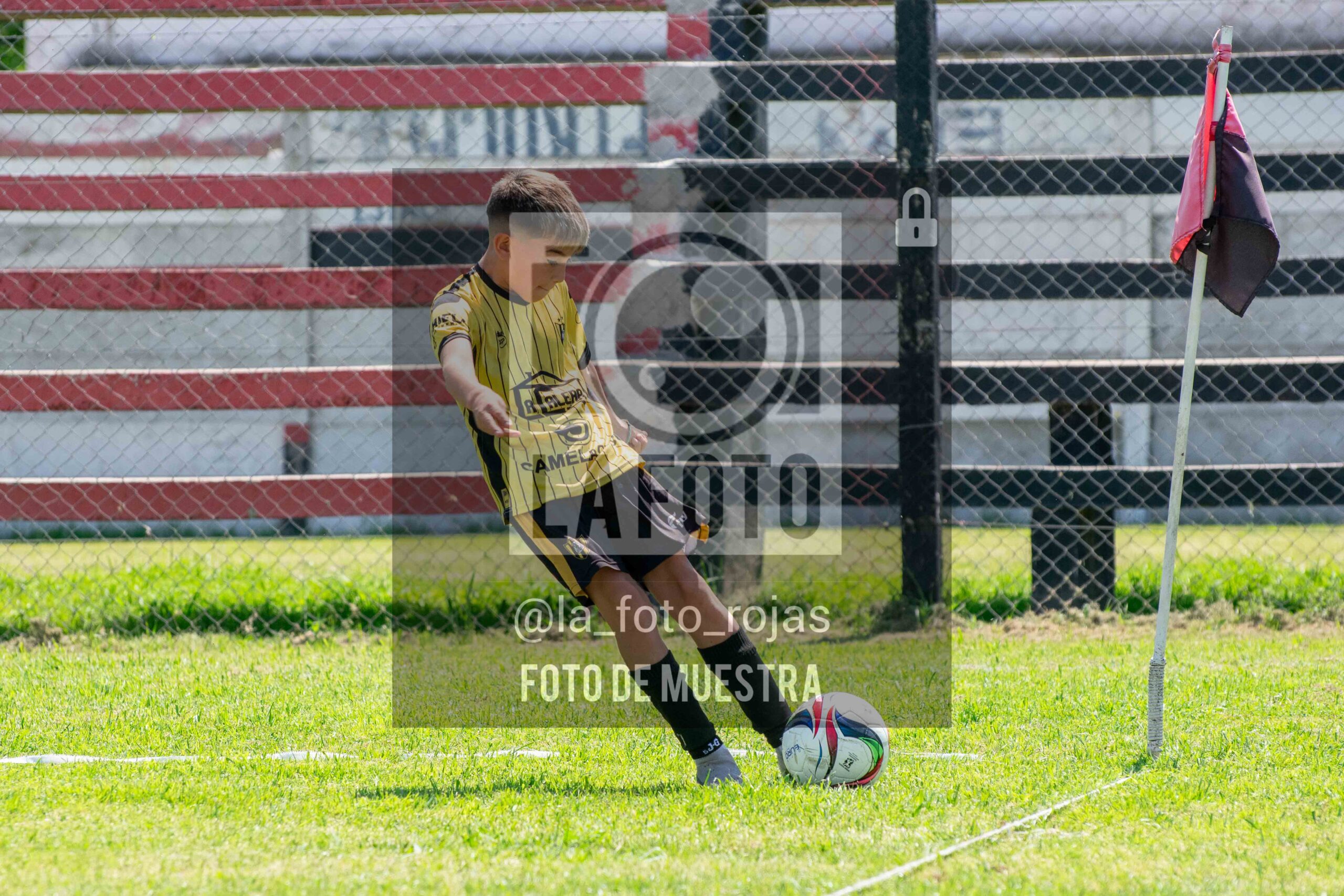 Fotografía 2015-NEW-HURA-61-scaled de NEWBERY - HURACAN / 2015