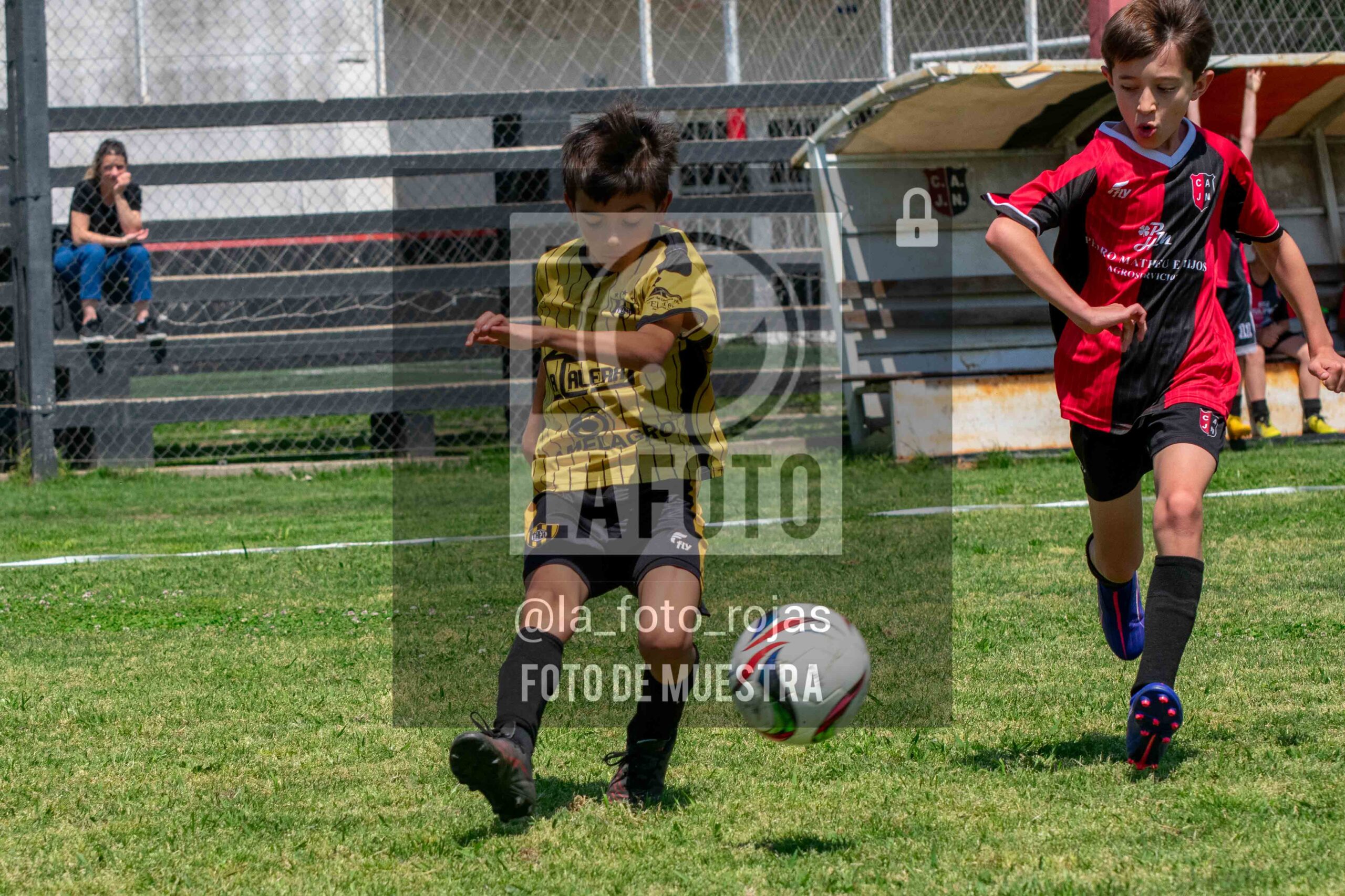 Fotografía 2015-NEW-HURA-63-scaled de NEWBERY - HURACAN / 2015