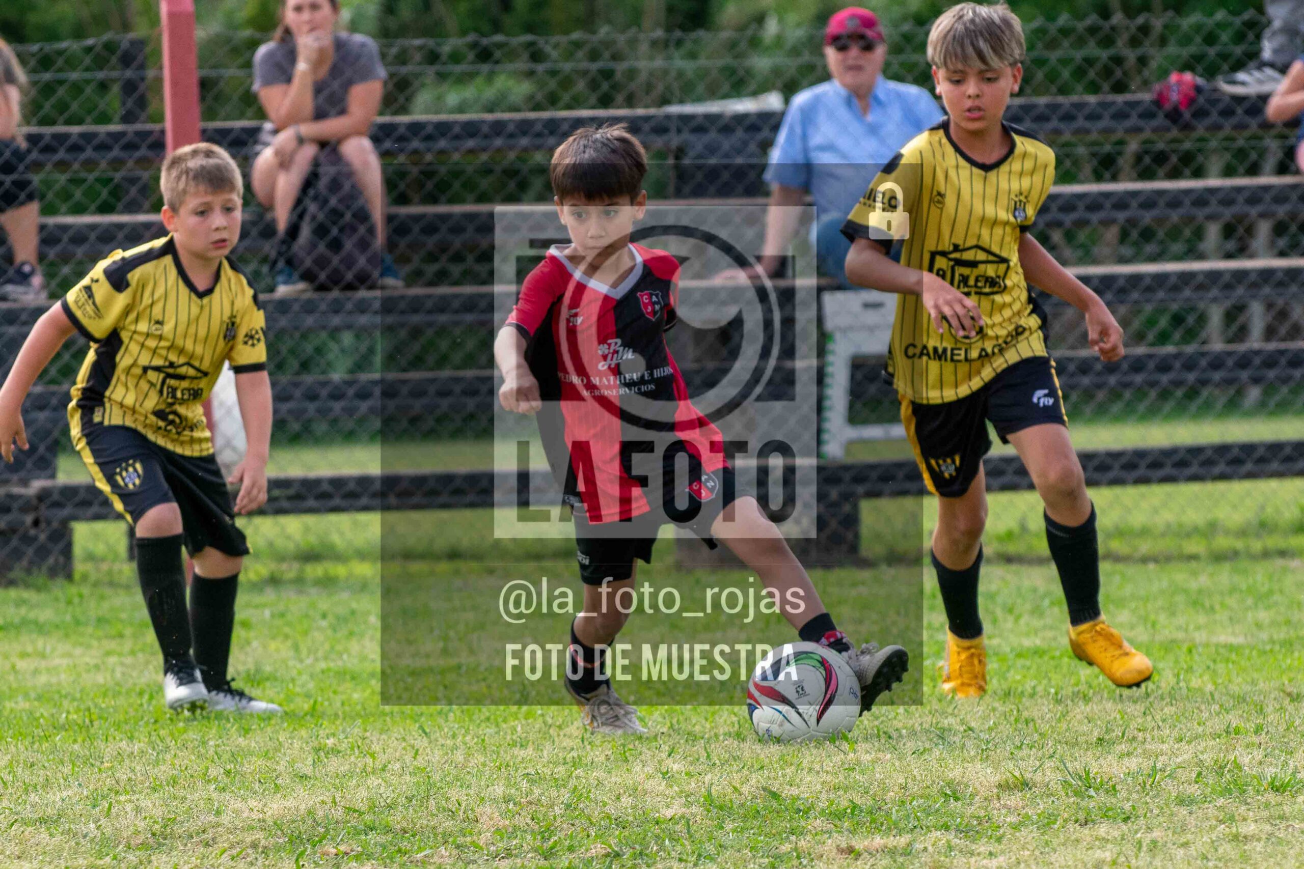 Fotografía 2016-NEW-HURA-9-scaled de NEWBERY - HURACAN / 2016